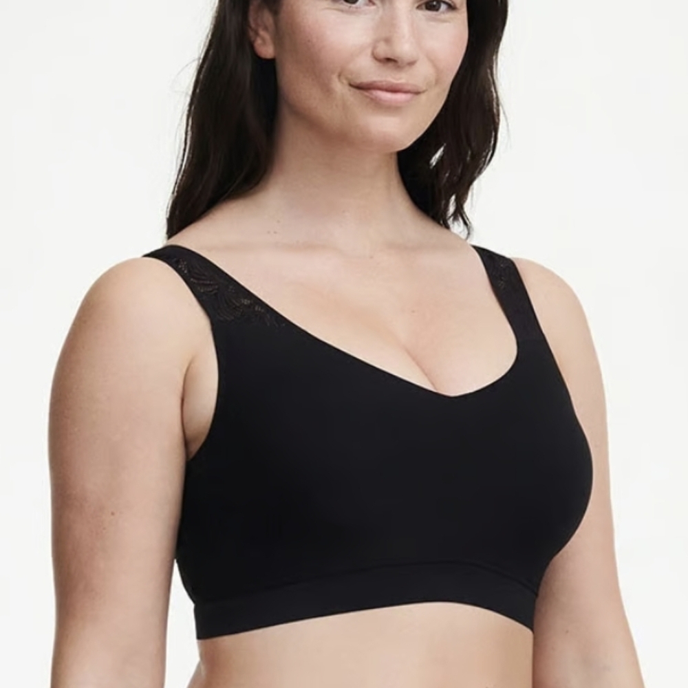CHANTELLE 'SoftStretch' Padded Top with Lace Black Style #11G1 - Picture 5 of 5